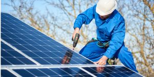 Installation Maintenance Panneaux Solaires Photovoltaïques à Quintillan